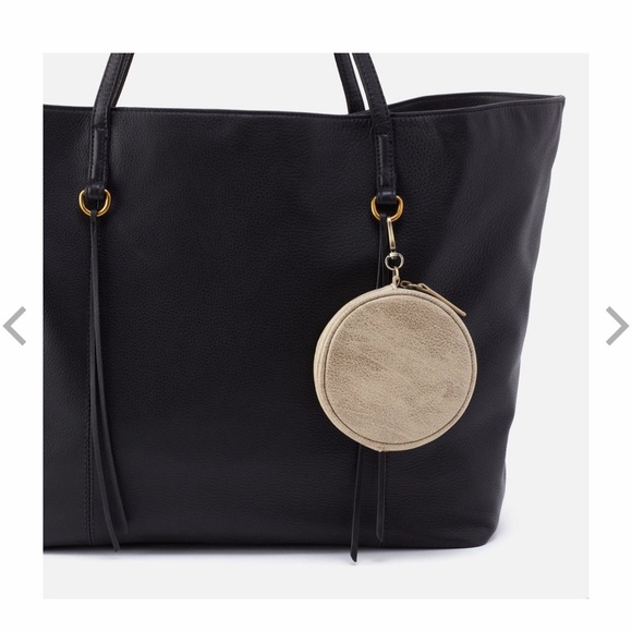 🆕 HOBO REVOLVE Heart Clip Pouch - Picture 5 of 8